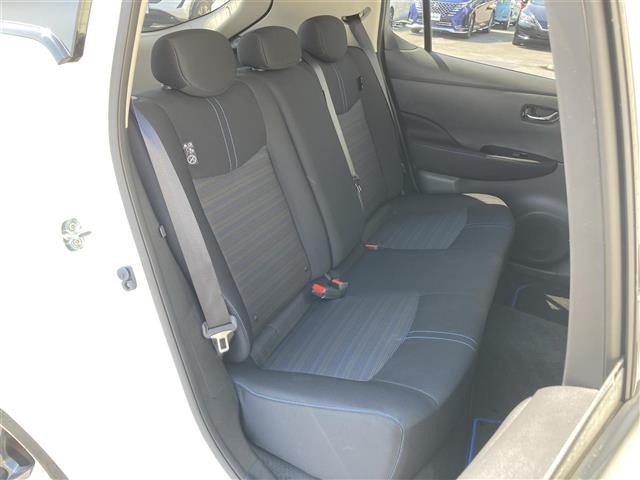 Nissan LEAF 2021 7531020-24