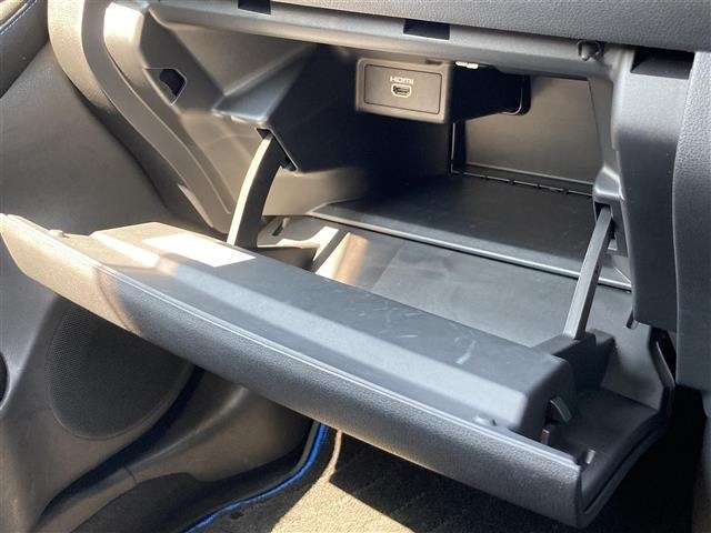 Nissan LEAF 2021 7531020-30
