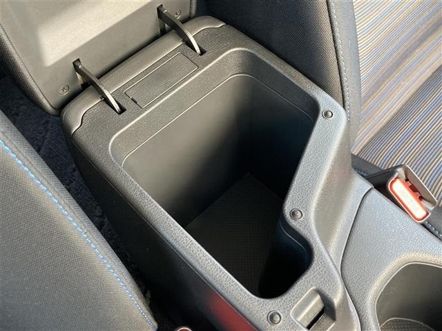 Nissan LEAF 2021 7531020-31