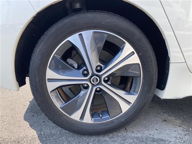 Nissan LEAF 2021 7531020-38