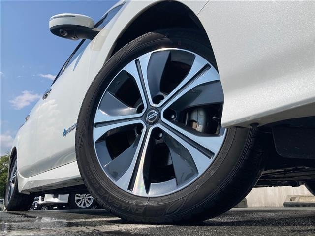 Nissan LEAF 2021 7531020-41