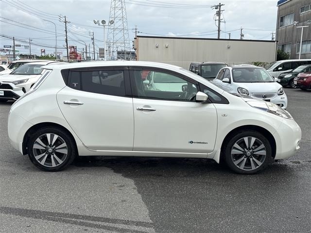 Nissan LEAF 2017 7531036-21