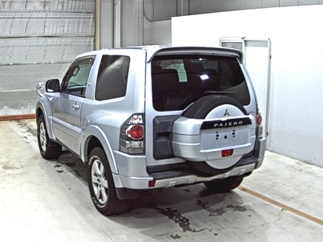 Mitsubishi PAJERO 2010 7543395-1