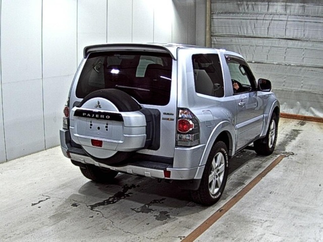 Mitsubishi PAJERO 2010 7543395-5