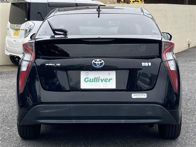 Toyota PRIUS 2016 7524717-18