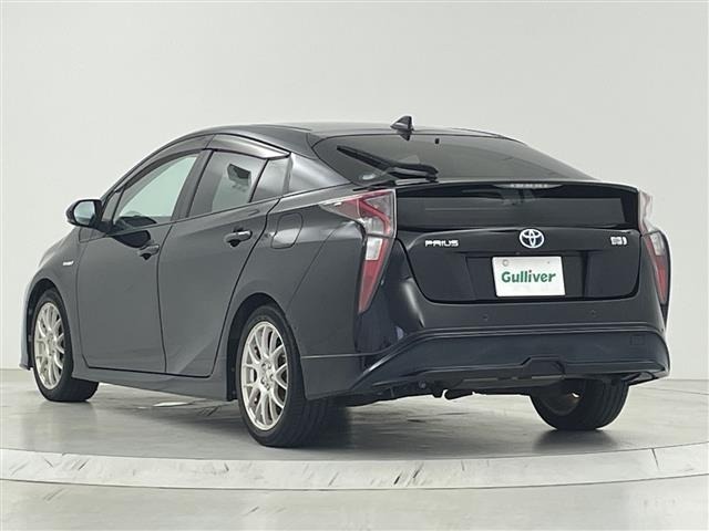 Toyota PRIUS 2016 7525472-13