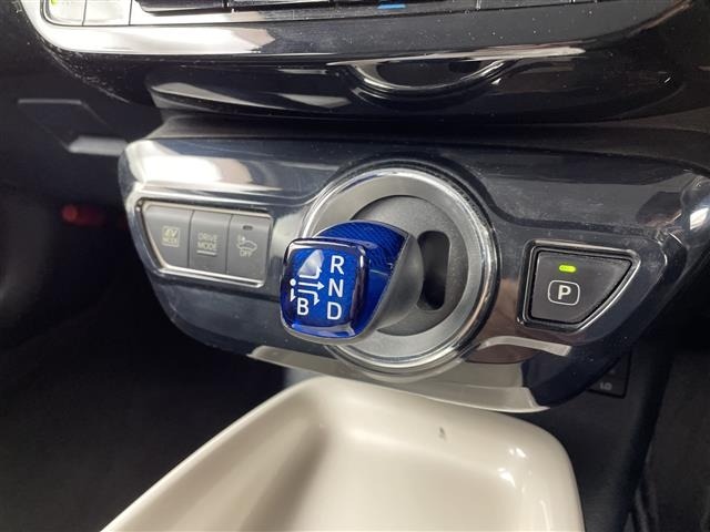 Toyota PRIUS 2016 7525472-4