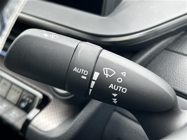 Toyota PRIUS 2023 7525550-21