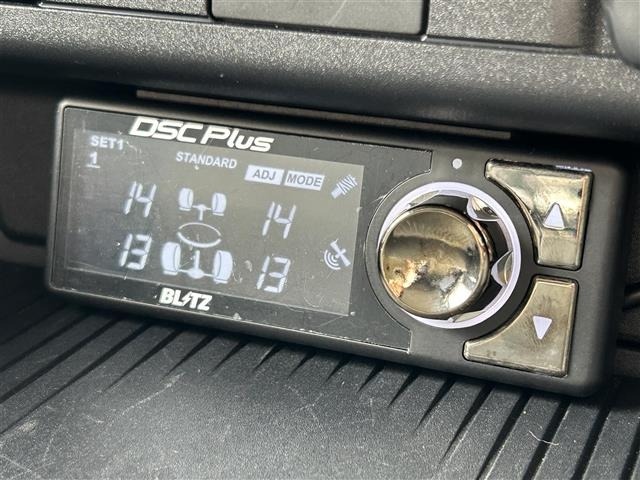 Toyota PRIUS 2023 7525550-6