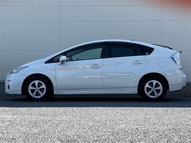 Toyota PRIUS 2011 7525710-6