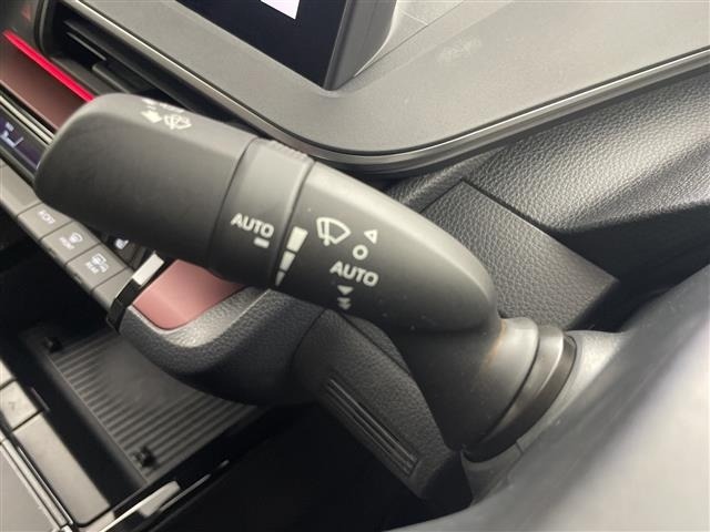 Toyota PRIUS 2024 7525913-11