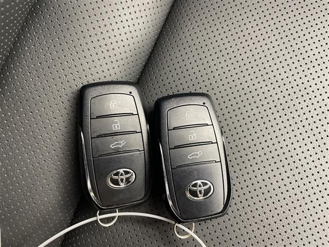 Toyota PRIUS 2024 7525913-2