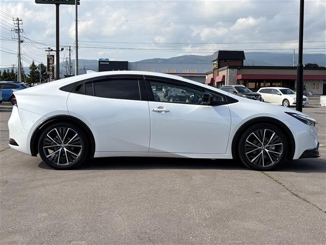 Toyota PRIUS 2023 7525938-4