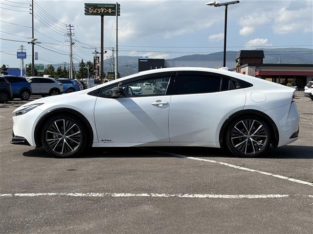 Toyota PRIUS 2023 7525938-6
