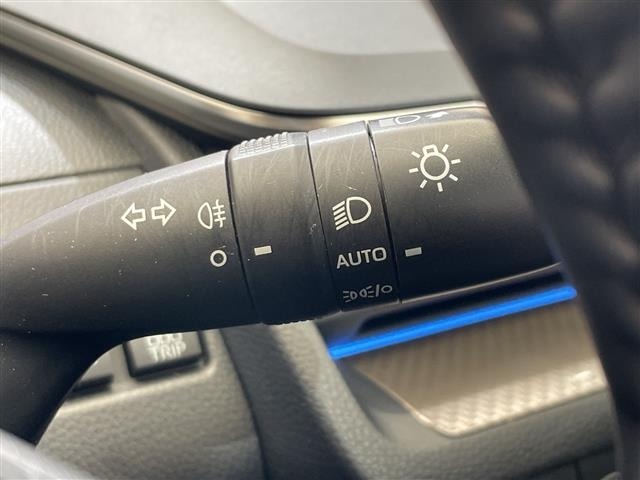 Toyota PRIUS 2023 7525947-18