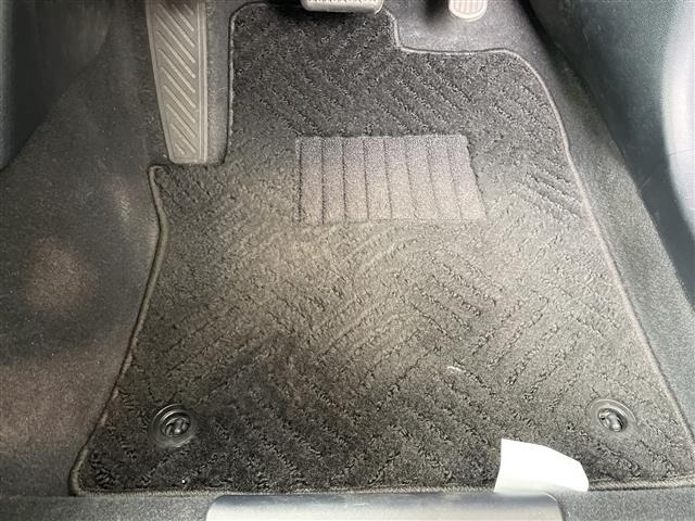 Toyota PRIUS 2017 7526043-6