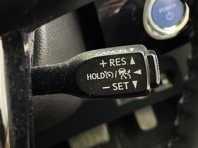 Toyota PRIUS 2019 7526088-5