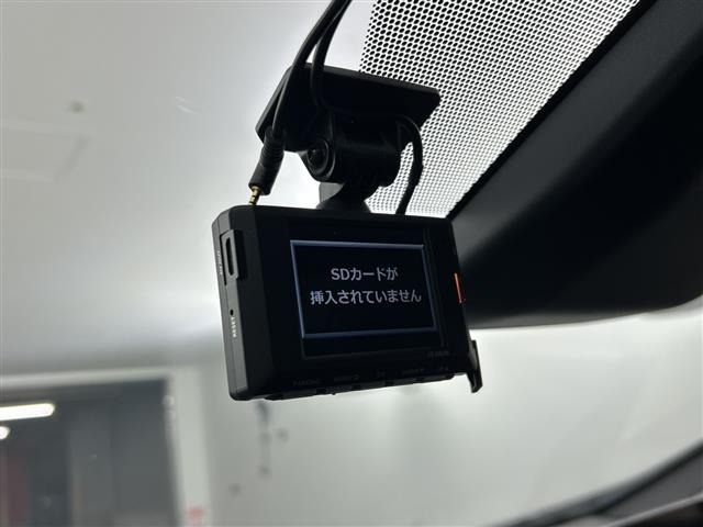 Toyota PRIUS 2023 7526221-13
