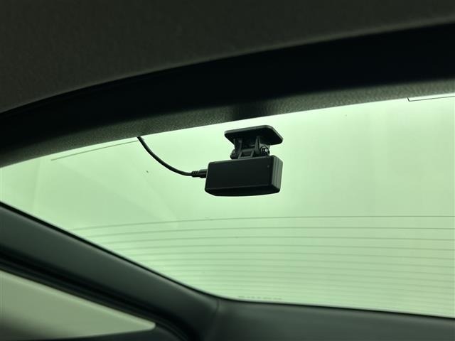 Toyota PRIUS 2023 7526221-15