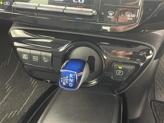 Toyota PRIUS 2019 7526307-12