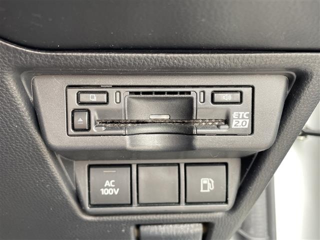 Toyota PRIUS 2023 7526308-18