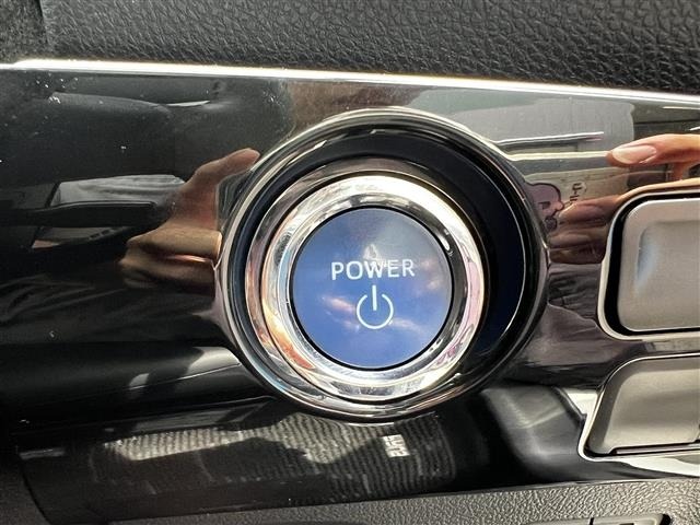 Toyota PRIUS 2019 7526318-22