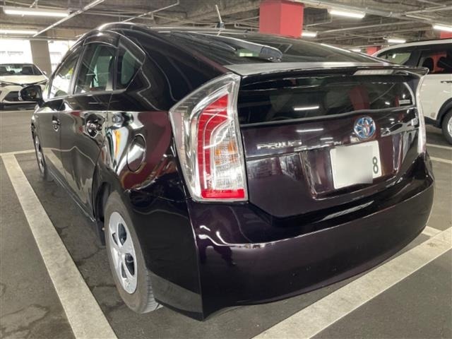 Toyota PRIUS 2013 7526319-1