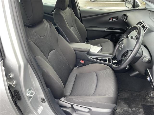 Toyota PRIUS 2019 7526323-5