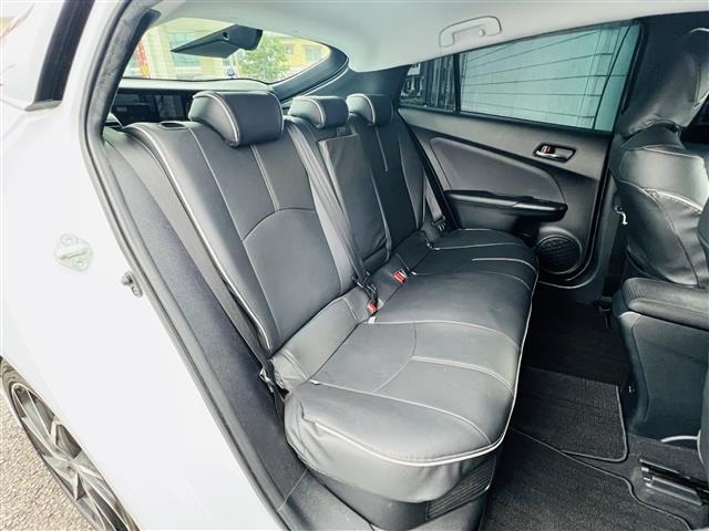 Toyota PRIUS 2022 7526325-12