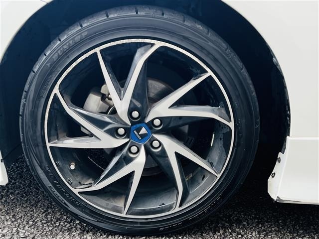 Toyota PRIUS 2022 7526325-8