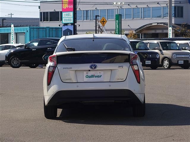 Toyota PRIUS 2018 7526328-11