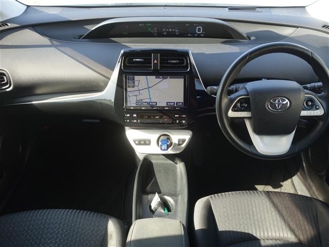 Toyota PRIUS 2018 7526328-14