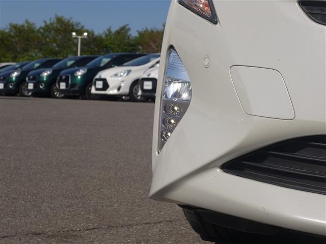 Toyota PRIUS 2018 7526328-4