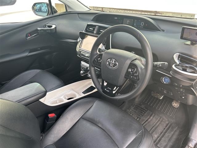 Toyota PRIUS 2016 7526345-10