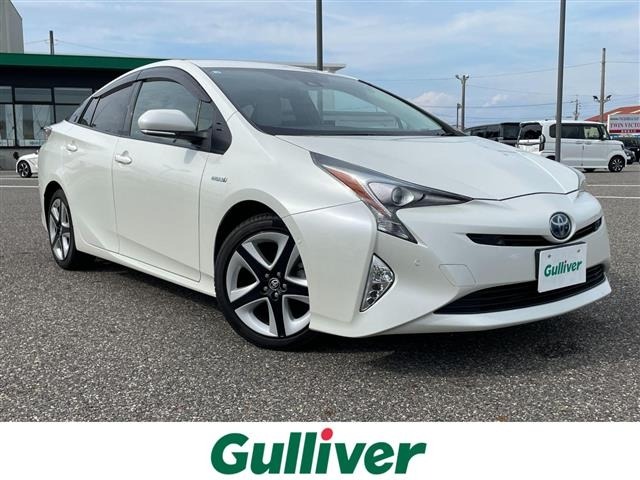 Toyota PRIUS 2017 7526351-0