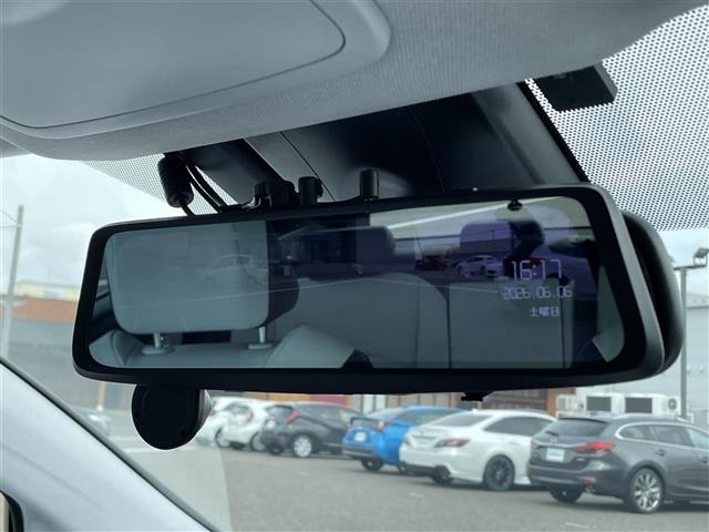 Toyota PRIUS 2017 7526351-7