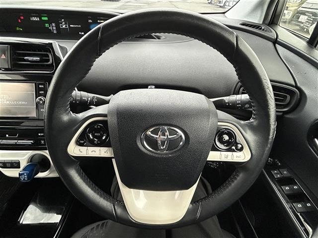 Toyota PRIUS 2018 7526352-15
