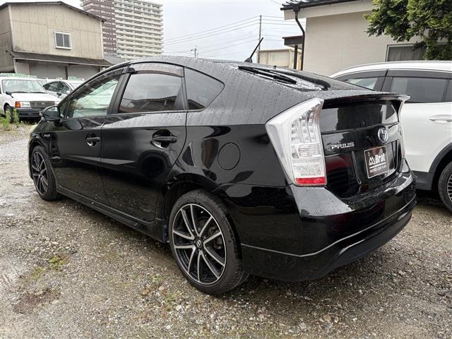 Toyota PRIUS 2009 7526402-1