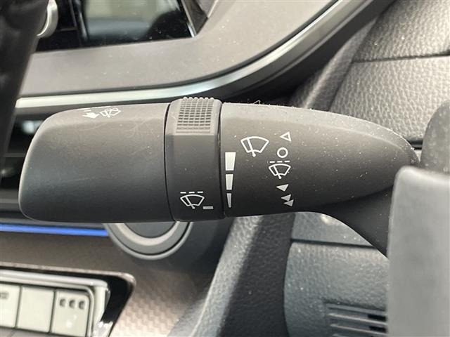 Toyota PRIUS 2024 7526424-11