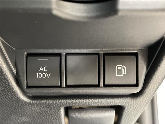 Toyota PRIUS 2024 7526424-21