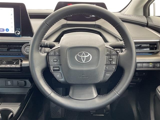 Toyota PRIUS 2024 7526424-8