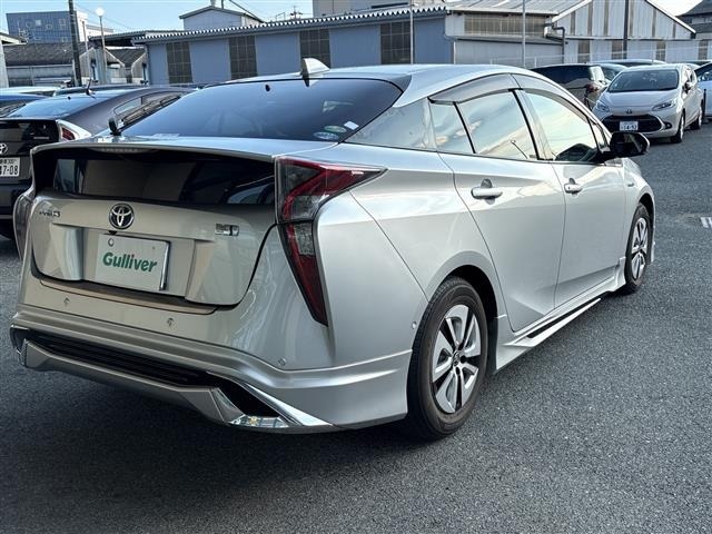 Toyota PRIUS 2017 7526559-1