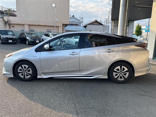 Toyota PRIUS 2017 7526559-18