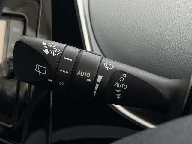 Toyota PRIUS 2017 7526581-3