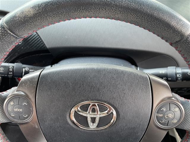 Toyota PRIUS 2014 7526608-16