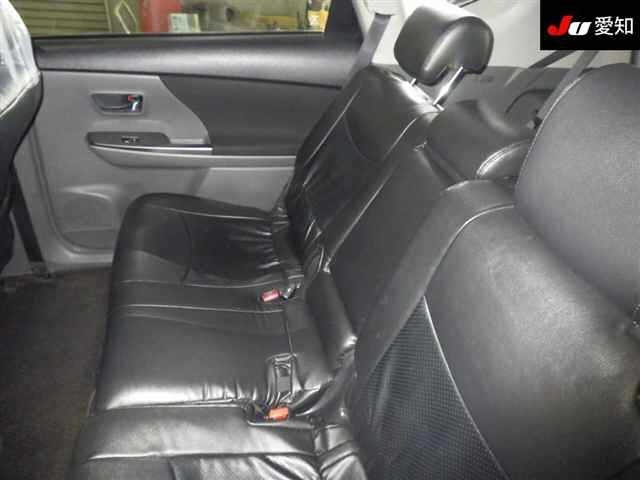 Toyota PRIUS 2014 7539158-4