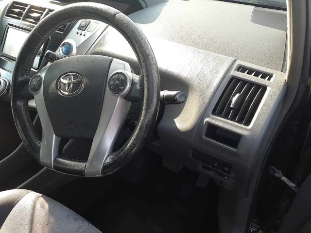 Toyota PRIUS 2011 7539168-9