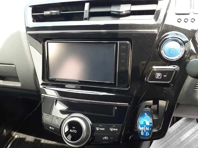 Toyota PRIUS 2019 7539177-12