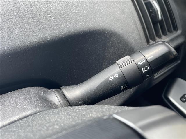 Toyota PRIUS 2015 7539278-12
