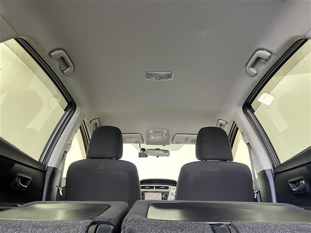 Toyota PRIUS 2017 7539287-6